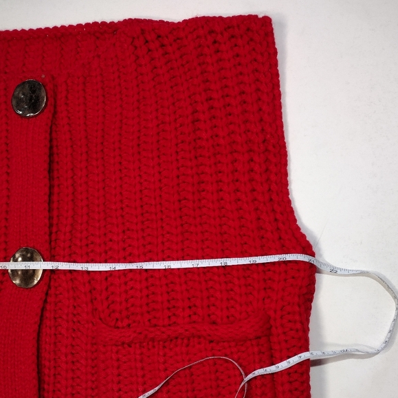 Commense Crochet Button Front Crop Sweater Vest. Small Bright Red - Picture 8 of 10